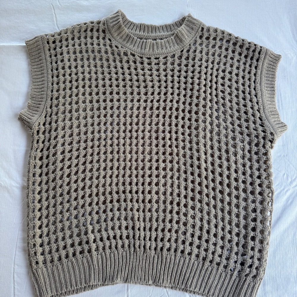 Dazy Womens Open Knit Sweater Vest Beige Tan Crochet Sleeveless Pullover Large